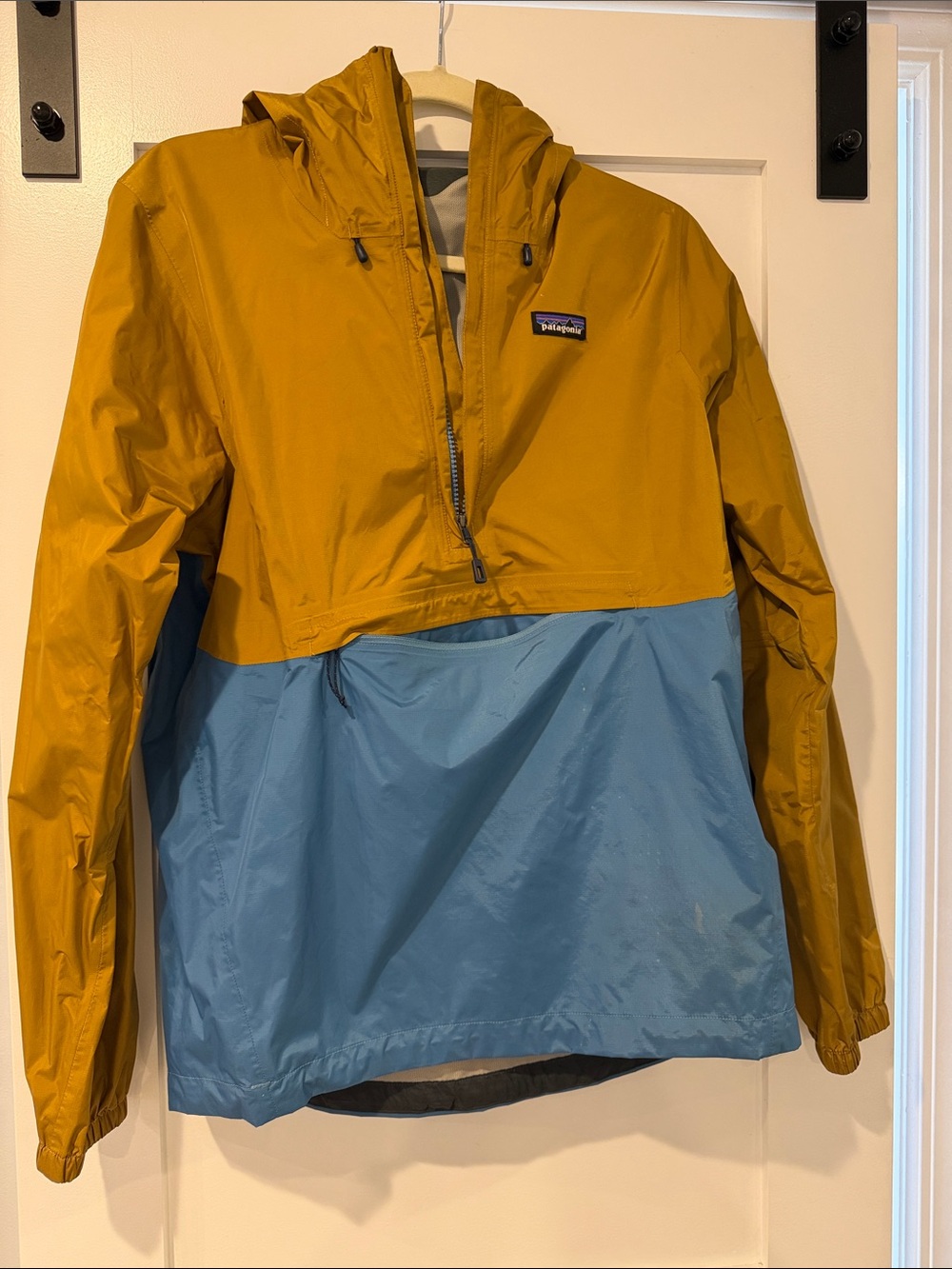 Patagonia K Two-Tone Mustard Yellow and Slate Blue Rain Anorak